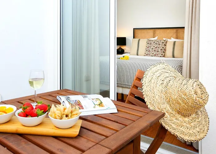 Young Spirit Apartment